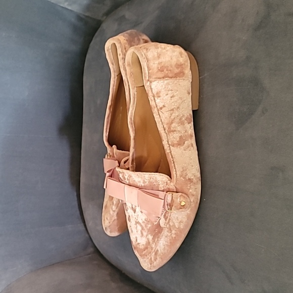 Pink Velvet Bow Loafer Shoes (8) - Picture 6 of 7